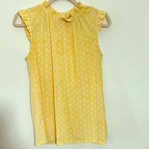 Yellow blouse ❤️